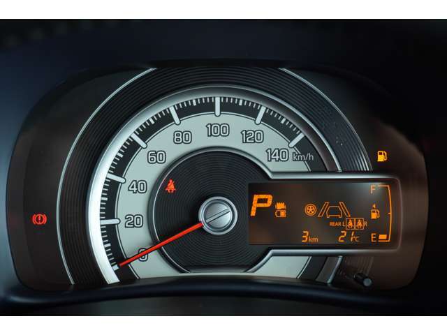 正規ディーラーである当店では、指定工場も完備☆一般整備、車検整備、板金修理など、何でもお気軽にご相談下さいませ♪プロのメカニックがしっかり整備させていただきます！　◆無料電話：0120-429-215◆