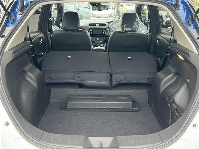 店舗にて現車の確認もいただけますので、お電話で在庫のご確認の上是非ご来店くださいませ。