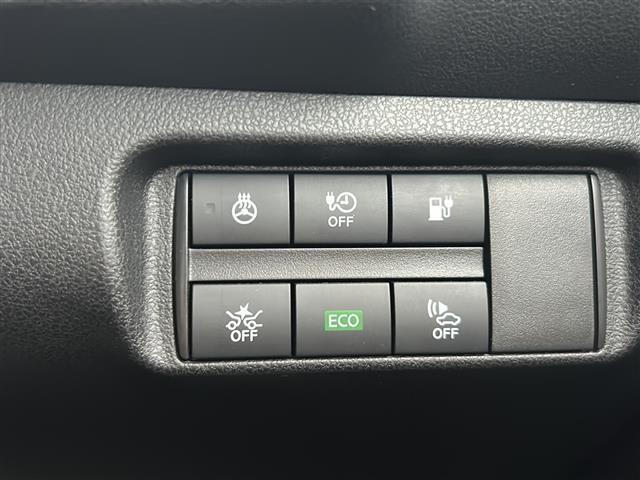 店舗にて現車の確認もいただけますので、お電話で在庫のご確認の上是非ご来店くださいませ。