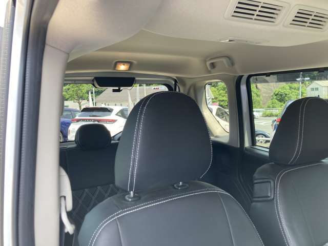 運転席から後方の視界も良いです