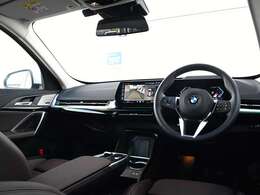 輸入車、国産車問わず現在お乗りのお車の査定も実施させて頂いております。お車の年式、走行距離、色、傷の状態等お聞かせください。お問い合わせは0120-419-603まで！