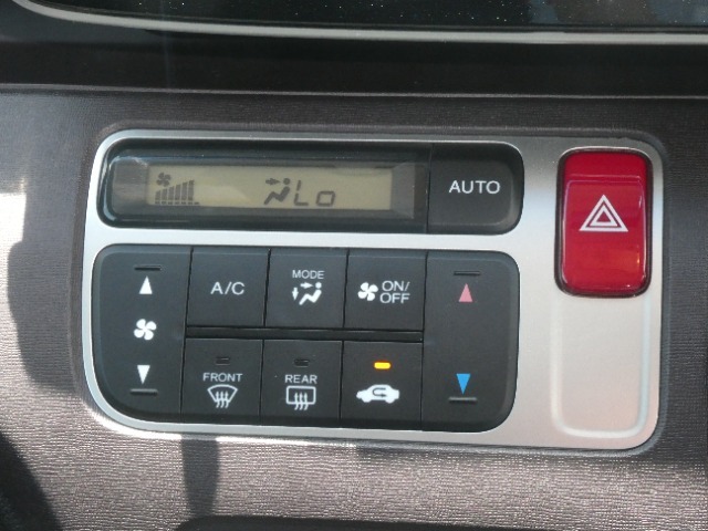 オートエアコンは自動で快適な温度を保ってくれます！！