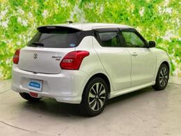 全国に店舗を展開しているのでどこでもお取り寄せが可能です！この車が気になるけど遠方だから・・・と諦める必要はありません！※別途陸送費が必要です。