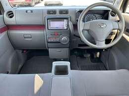 ご来店されたお客様に詳しくお話をさせて頂きために、「修復歴の有無」「不具合箇所の確認」「セールスポイント」等のご案内を行っておりますので、より安心してお乗り頂けるお車となります。