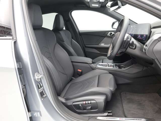 ♪Nicole Group♪正規総代理店-Alpina(アルピナ)、AP RACING(エーピーレーシング)、Mini Mania(ミニマニア) 正規代理店-Rolls-Royce(ロールスロイス)、Ferrari(フェラーリ）、BMW、Mini