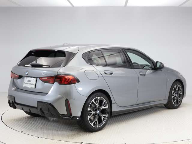 ♪BMW Premium Selection延長保証♪登録後2年間のBMWPremium Selection保証の終了後も、2年間または1年間の延長が可能です。さらに、延長保証期間中は、BMWエマージェンシー・サービスが付帯されますので安心です。