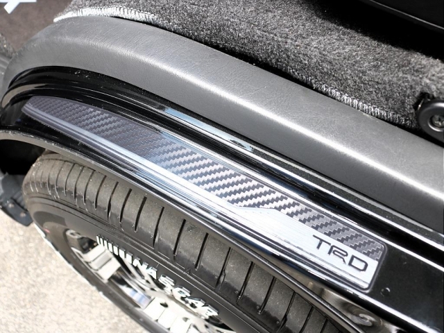 TRDスカッフプレート