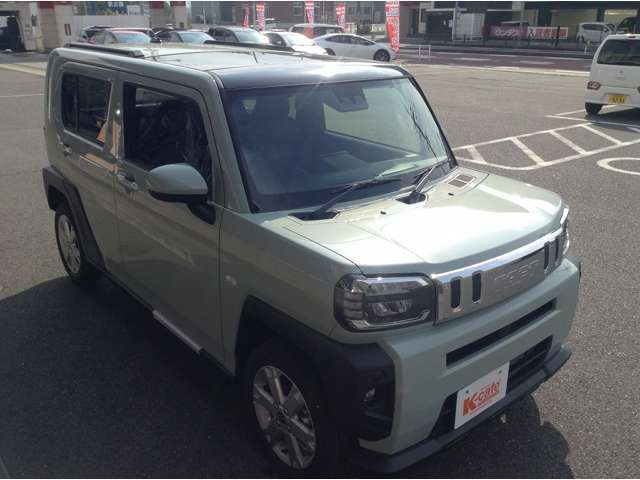 【届出済未使用車の得する価格】大量仕入れにより車両価格が割安な上重量税は払い込み済みで、登録月によっては取得税もかかりません。