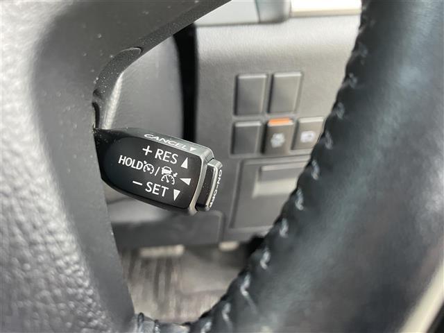 【運転席操作部】快適なドライブを楽しむための機能が装備されています！運転席から触れるので、使いやすいです！除菌プランいれていただくと、さらに清潔で安心していただけます！