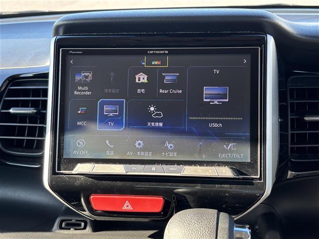 気になる車はすぐにお問い合わせください！右のカーセンサー専用無料ダイヤルから、専門スタッフがお車のご質問にお答えいたします！