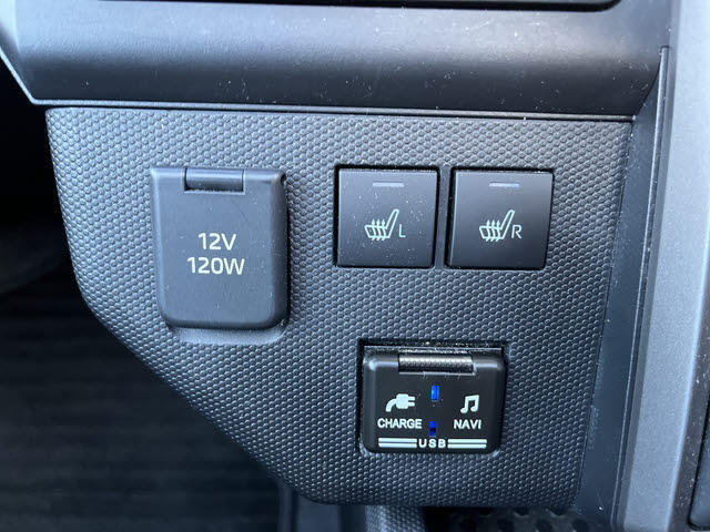 保証付きメンテナンスパックは選べる2年と4年！お客様のカーライフに合わせご提案させて頂きます。遠方のお客様などメンテナンスパック無しでもご購入は可能です。