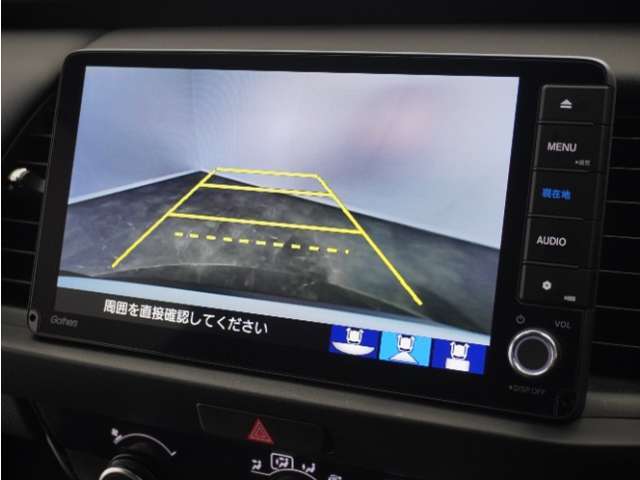 ◆バックカメラ◆リバースにするだけで映ります、後方の安全確認や、狭い駐車場での車庫入れ、雨の日や夜間など視界の悪い時に便利です！安全にバックする為には欠かせない装備です。