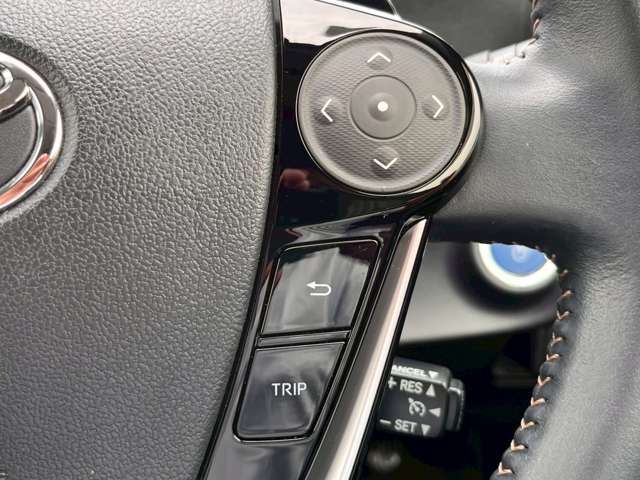 ■ケーユーHDでは、【ケーユー（国産/新車・中古）】【メルセデス・ベンツ】【BMW/MINI】【フォルクスワーゲン】【クライスラー・ジープ・キャデラック・シボレー】等の正規ディーラーを展開しております
