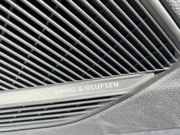 ●Bang＆Olufsenサラウンドシステム『デンマークが世界に誇る高品質サラウンドシステム。クリアでダイナミック。そして臨場感溢れる上質なサラウンドサウンドをドライブ中にご体感いただけます。』