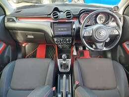 【インパネ全体】『インパネ全体』の画像になります。写真の内容に関してご不明点、ご質問等がございましたらお気軽にガリバー店舗までお問い合わせください。