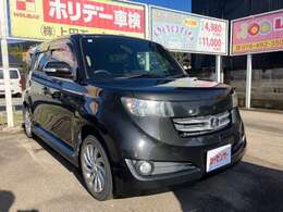 上田モータースは、北陸信越運輸局指定の自社工場にて車検・修理、展示場にての新車販売・中古車販売だけではなく、自社鈑金工場にて自動車のリペア等も行っております皆様のカーライフを全力でサポートします。