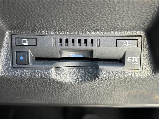 【ETC】高速道路を運転する際に便利なETCもついてます！