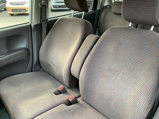 当店では軽自動車から普通車まで幅広くオールメーカーの車種・色・グレードを豊富に揃えております。