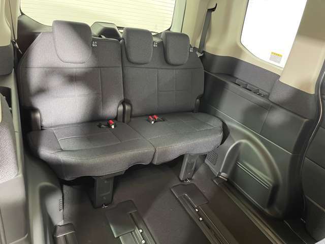 【3列目シート】【店舗にて現車の確認も頂けますので、お電話で在庫のご確認の上是非ご来店くださいませ！！