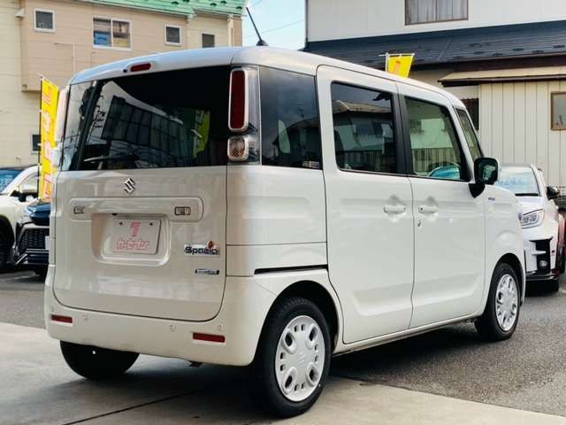 ☆小倉優子さんがイメージキャラクターでおなじみのカーセブンです☆軽自動車、コンパクトカー、SUV車、ハイブリッド車、RV車、ワンボックスと全ての車両を取り扱っております！！