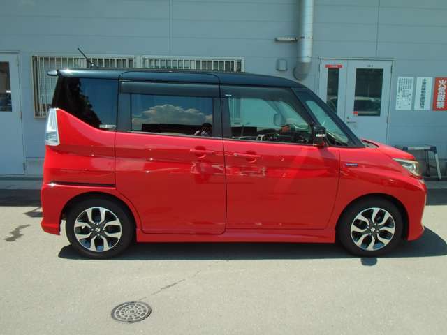 お買い物にもドライブにもピッタリな1台です！