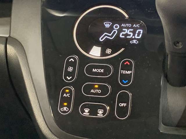 【総在庫500台】届出・登録済未使用車から中古車まで豊富なラインナップを展示中！たくさんの展示車を見て・触れて・試乗してお選び頂けます♪カーセンサー掲載車両以外にも展示しております。