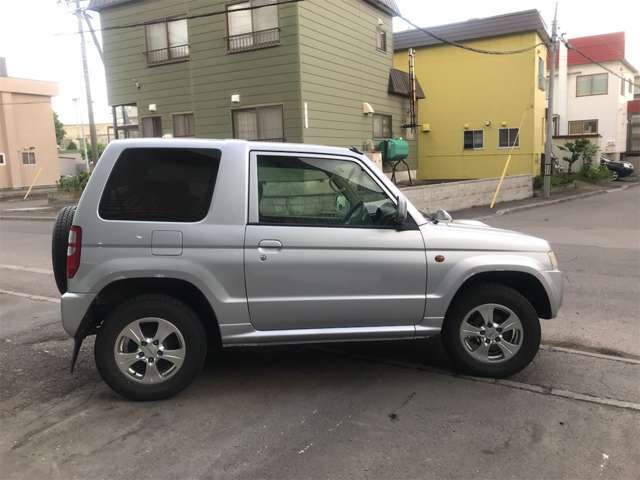 人気のカラー！程度の良い中古車を多数ご用意しています。修復歴無しや修復歴ありのお車でも御安心下さい。カーセンサー品質評価書がありますので目で見て状態や修復歴をご確認頂けます。