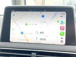 ●Apple　Car　Play：スマホとの有線接続で、ナビ・オーディオ再生などスマホのアプリ機能が画面でも使える便利機能です！