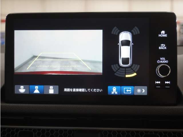 バックカメラ搭載です！車庫入れが苦手な人はもちろん、車両感覚に自信がある人にもお勧めです！見えない箇所が見えるようになるので、低い障害物や隠れてしまっている子供の存在等にも気付く事が出来ます。