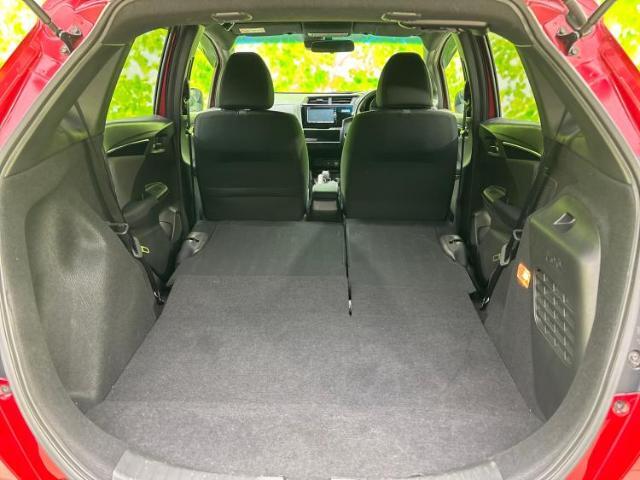 WECARS（ウィーカーズ）は全国250店舗展開！作業の都合上、車両をご覧頂けない場合がございます。来店前にお問合せ下さい