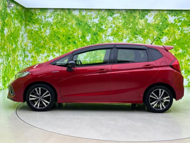 WECARSの在庫ページをご覧いただき誠にありがとうございます！WECARSは「お客様第一」をモットーにお客様のカーライフを全力でサポートいたします！