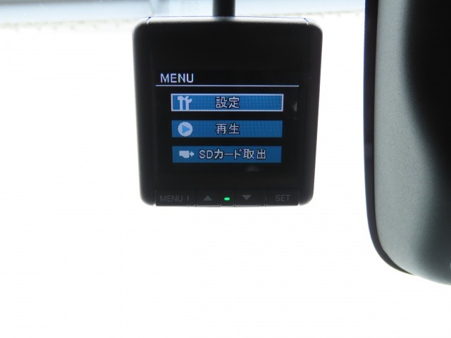 事故の際は第三者の目で客観的な証拠が残るドライブレコーダー付です！