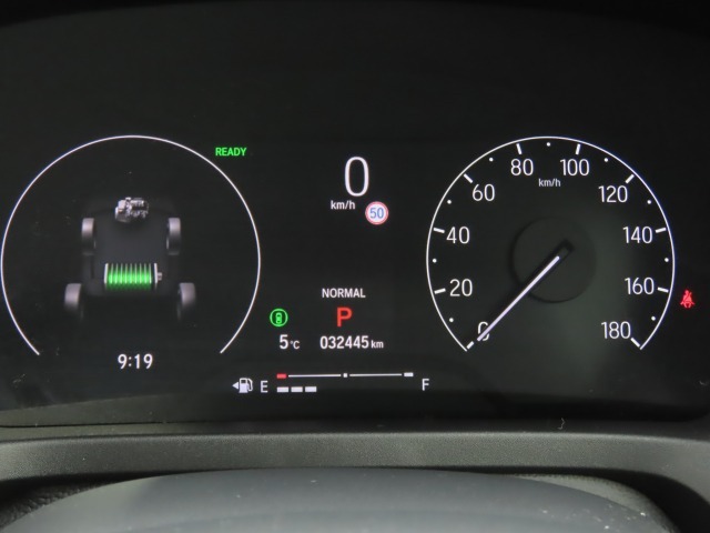 ハイブリッド車専用メーターです！