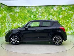 WECARSの在庫ページをご覧いただき誠にありがとうございます！WECARSは「お客様第一」をモットーにお客様のカーライフを全力でサポートいたします！