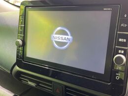 【大画面ナビ】人気の大型9インチナビを装備。存在感のある大画面はインパクト大！ナビ利用時のマップ表示は見やすく、テレビやDVDは臨場感がアップ！いつものドライブがグッと楽しくなります♪