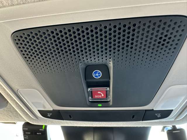 内外装、綺麗な車です。