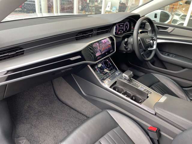 専門の知識を持ったコーディネーターが、お客様にぴったりのお車をご提案をさせていただきます。ご気軽にお立ち寄りくださいませ。