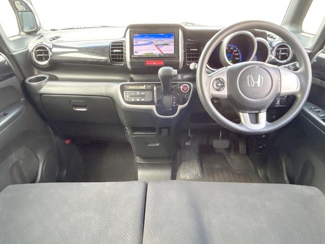 グループ総在庫数約30，000台！！全国の系列店からメーカー・車種問わずご紹介出来るので、あなたにピッタリのお車が見つかるはずです♪まずはお問い合わせ下さい☆