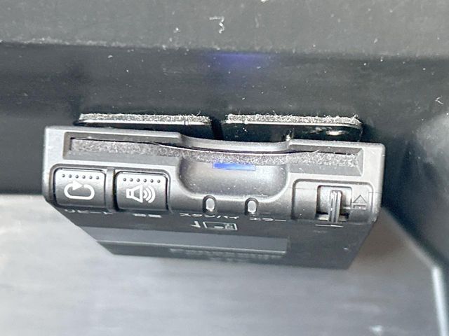 【ETC】高速道路の料金所をストレスなく通過！話題のスポットやサービスエリアに多い「スマートIC」利用時は必須のアイテムです。当店でセットアップを実施、ご納車当日からすぐにご利用いただけます！