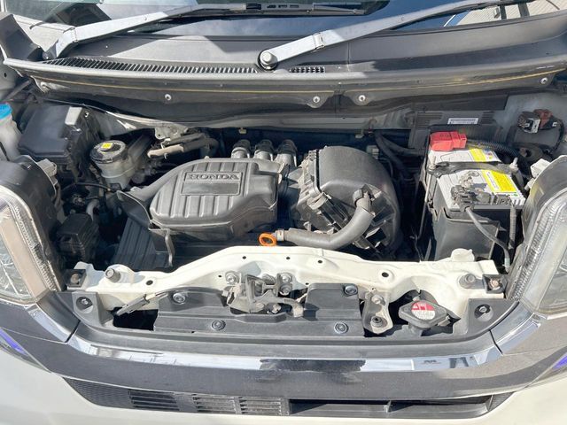 親切・丁寧な専門メカニックスタッフが応対！・車検・点検整備・事故等の修理などアフターサービスも安心。お車のカスタマイズもネクステージのサービススタッフまでご相談ください！