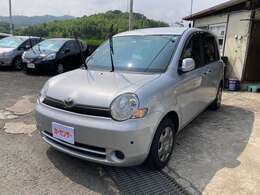 この年式でもヘッドライトがピッカピカ☆お手入れと保管状態で…こんなに綺麗に維持できるんですね♪