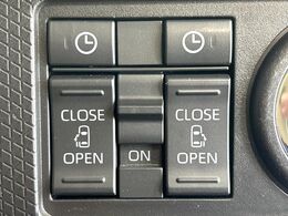 【両側パワースライドドア】スマートキーや運転席のスイッチで後席両側スライドドアの開閉が可能♪電動だから力を入れてドアを開ける必要が無く、小さなお子様でも簡単に開け閉めでき快適です♪
