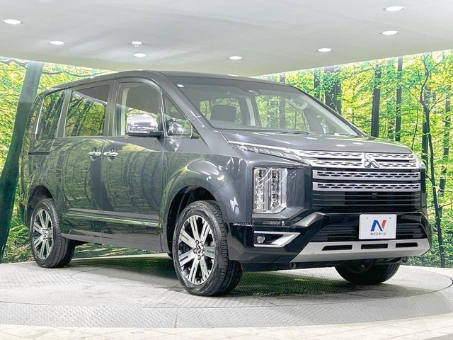 大好評のボディコーティング「弾スプラッシュコート」もご納車までに施工可能。通常のガラスコートと異なる、耐久年数6年の無機質ガラスコーティングが、ボディをキレイな状態に保ってくれます。