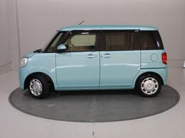 後席両側電動スライドドア☆　小さなお子様の乗り降りも気楽に行えます。荷物で手一杯の際も、アクションスイッチでドアの開閉ができる上、開口部も広いため大きな物でも一人で積込みが行いやすいです！