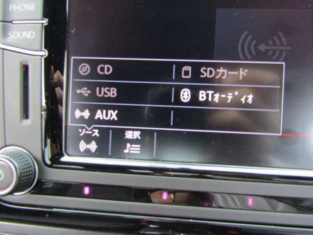 CD・SDカード・USB・Bluetooth・AUX対応