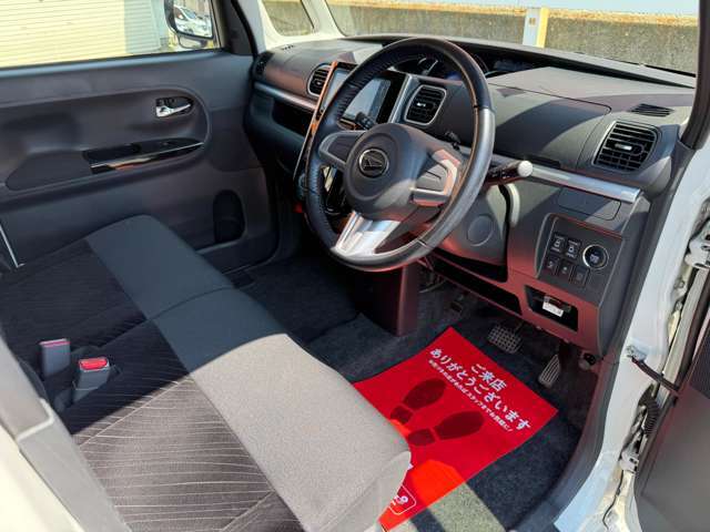 【運転席・助手席】です！実際お座りいただくのが分かりやすいと思いますので、ぜひお気軽にご来店ください♪状態もいいですよ☆