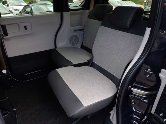 認定指定工場にて整備点検後の納車とさせて頂いております。交換部品が出る場合でも費用は一切頂きません！（部品代・作業工賃　共に無料）　ご安心してお乗り頂けます。