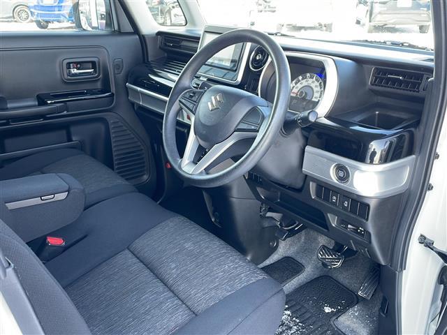 気になる車はすぐにお問い合わせください！画面右側の0066から始まる無料ダイヤルからお問い合わせ下さい！専門スタッフがお車のご質問にお答えいたします！
