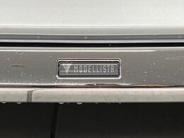 【モデリスタエアロ】人気のモデリスタエアロを装着！クルマの外観がよりスタイリッシュになり、街中で存在感あふれる1台に♪将来買い替える時にもリセールに影響しやすく、価値ある人気の装備です！