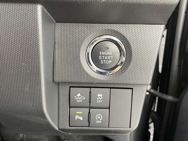 【運転席操作部】快適なドライブを楽しむための機能が装備されています！運転席から触れるので、使いやすいです！除菌プランいれていただくと、さらに清潔で安心していただけます！